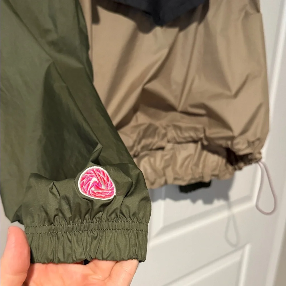 Nike Black, Olive & Tan Colorblock Pullover Anorak - Picture 7 of 7